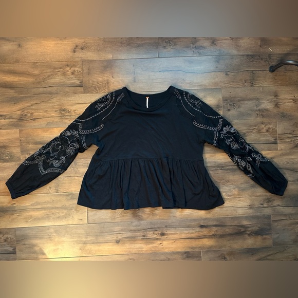 Free People Black Embroidered Boho Top – Size XS | Sheer Floral Lace Sleeves - Picture 1 of 8